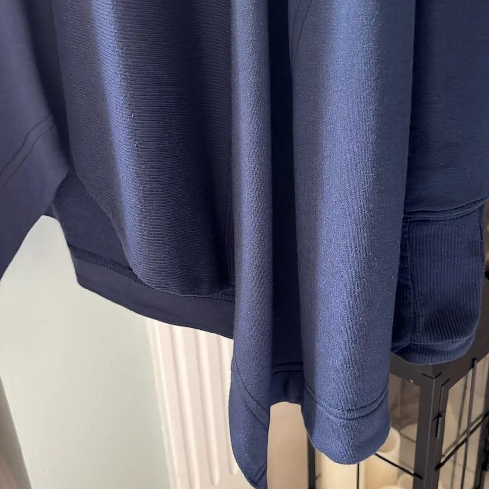 Athleta excellent used condition, Pranyama wrap cardigan - Picture 4 of 6